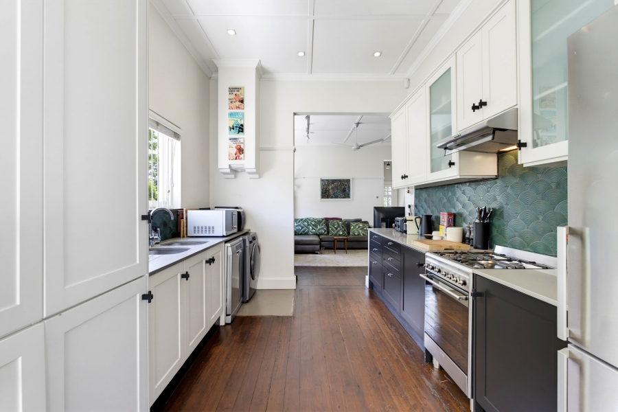 3 Bedroom Property for Sale in Vredehoek Western Cape